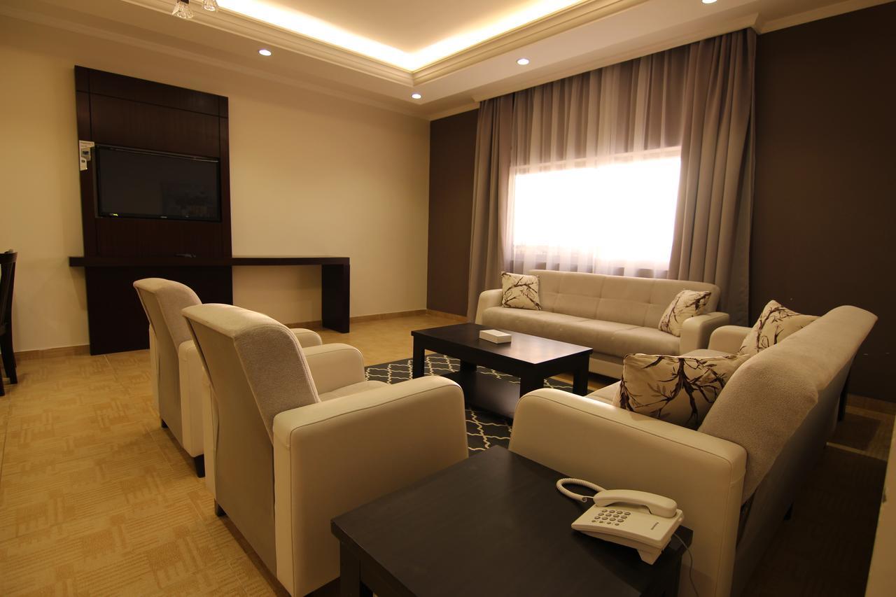 Sand Beach Suites Rayyis Extérieur photo